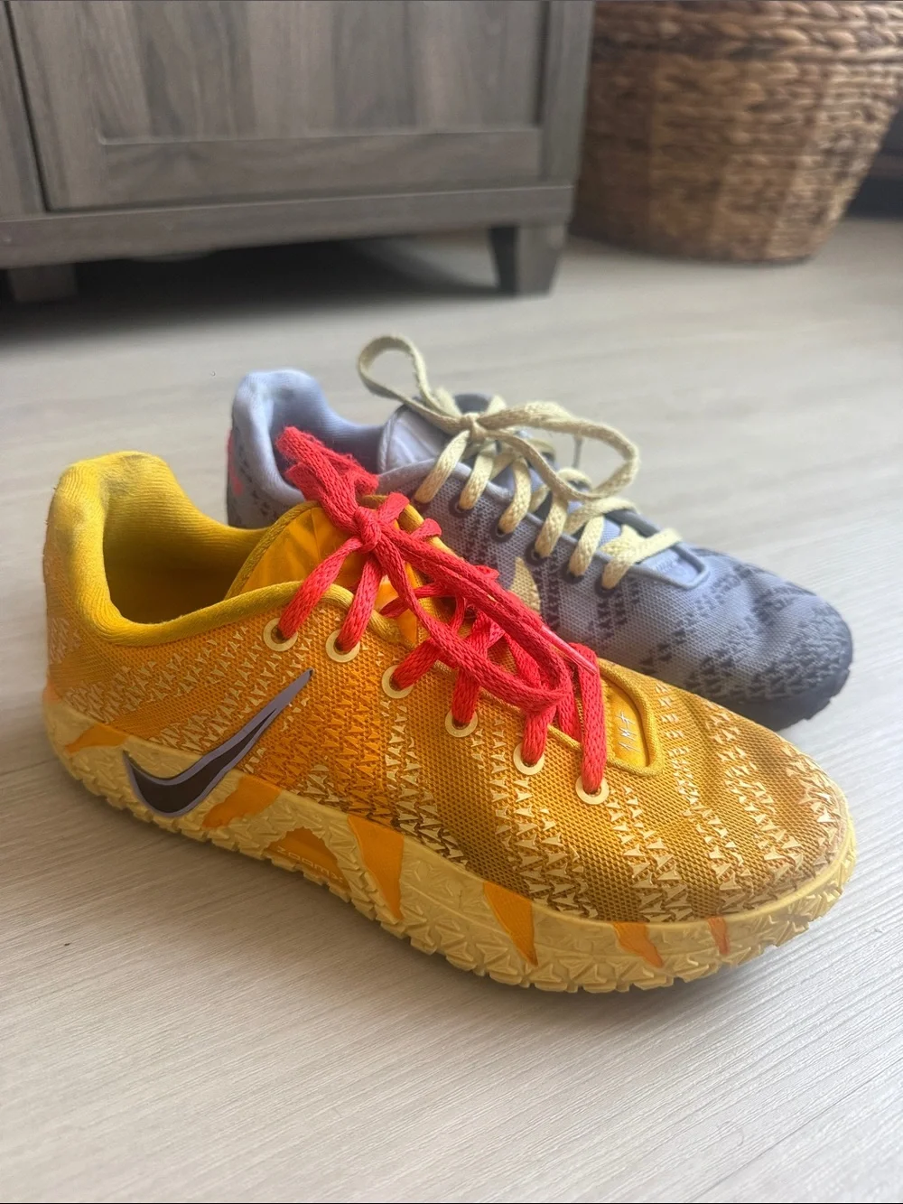 Nike Youth Ja 3 Sneakers Hustle & Flow Basketball Sneakers